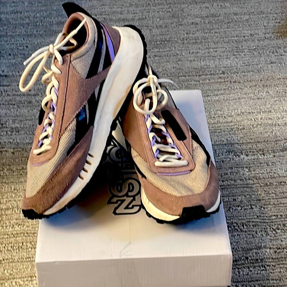 Reebok CL Legacy Sneakers